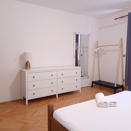 Apartments Emilija Makarska Zimmer foto