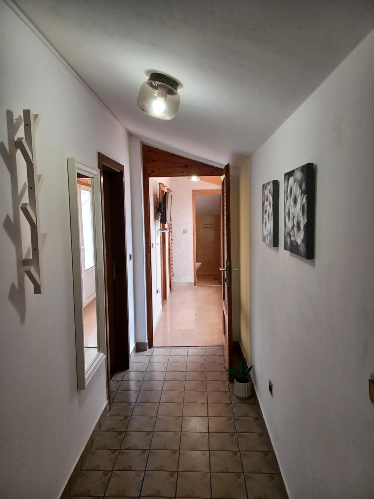 Apartments Emilija Makarska Zimmer foto