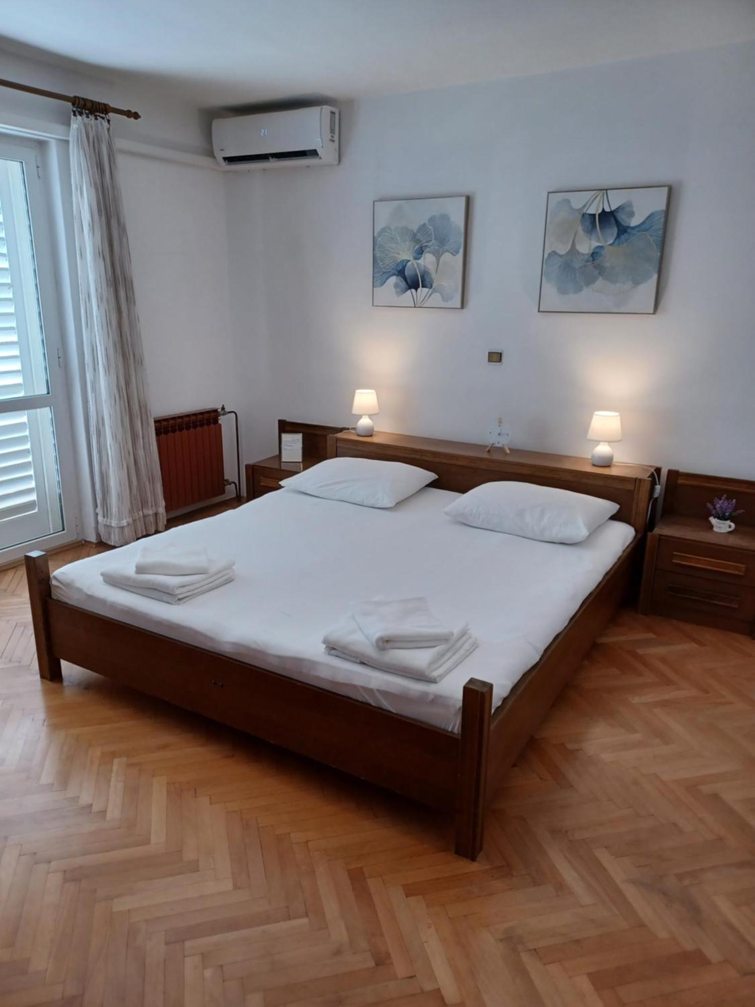 Apartments Emilija Makarska Zimmer foto