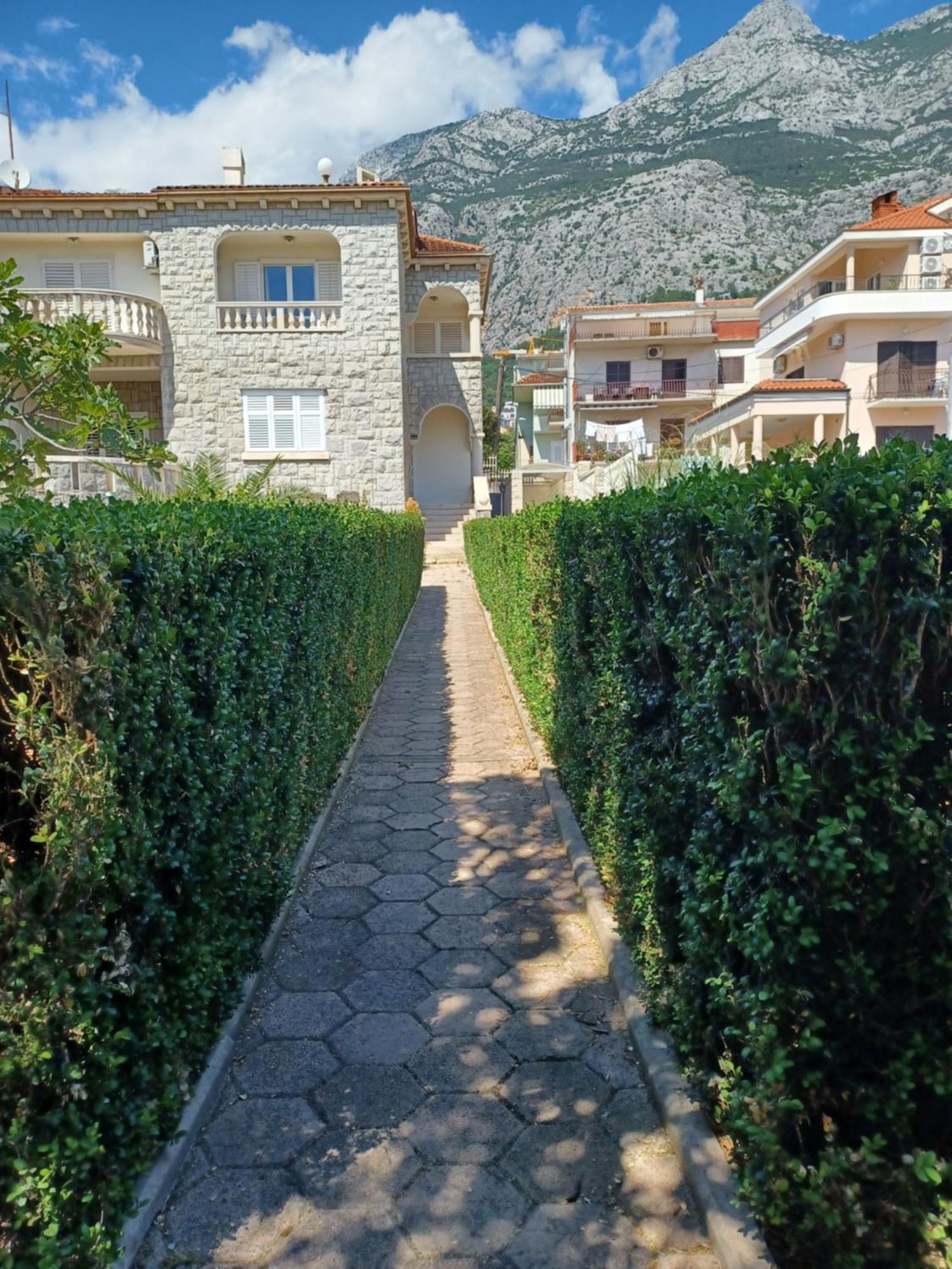 Apartments Emilija Makarska Zimmer foto