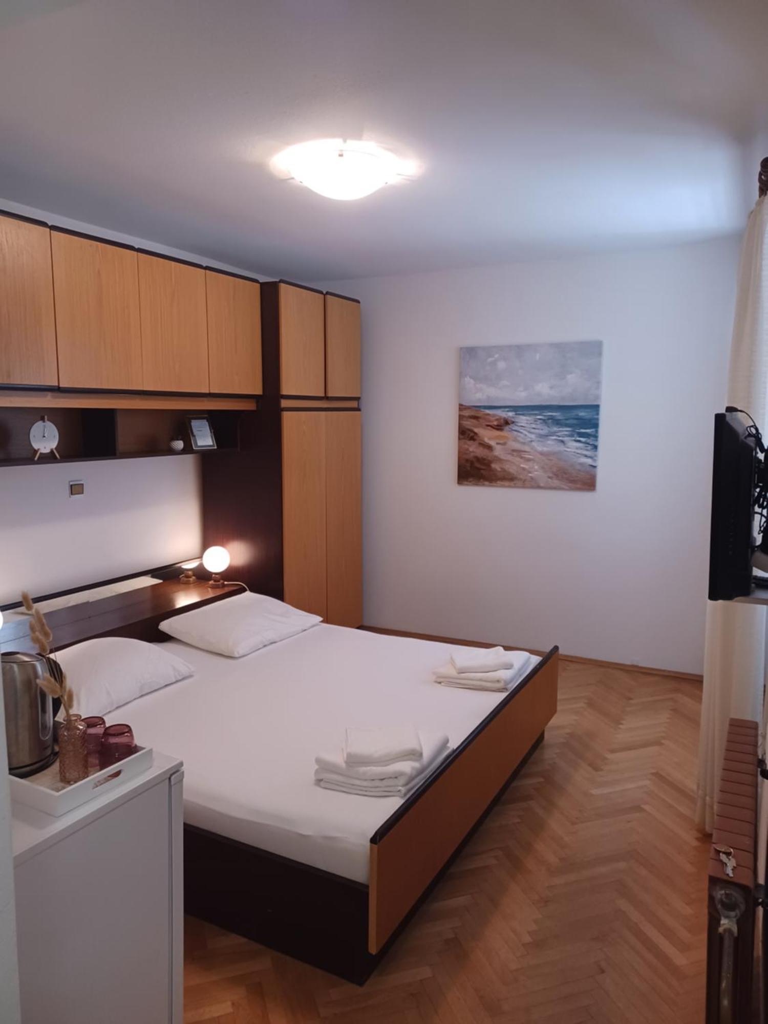 Apartments Emilija Makarska Zimmer foto