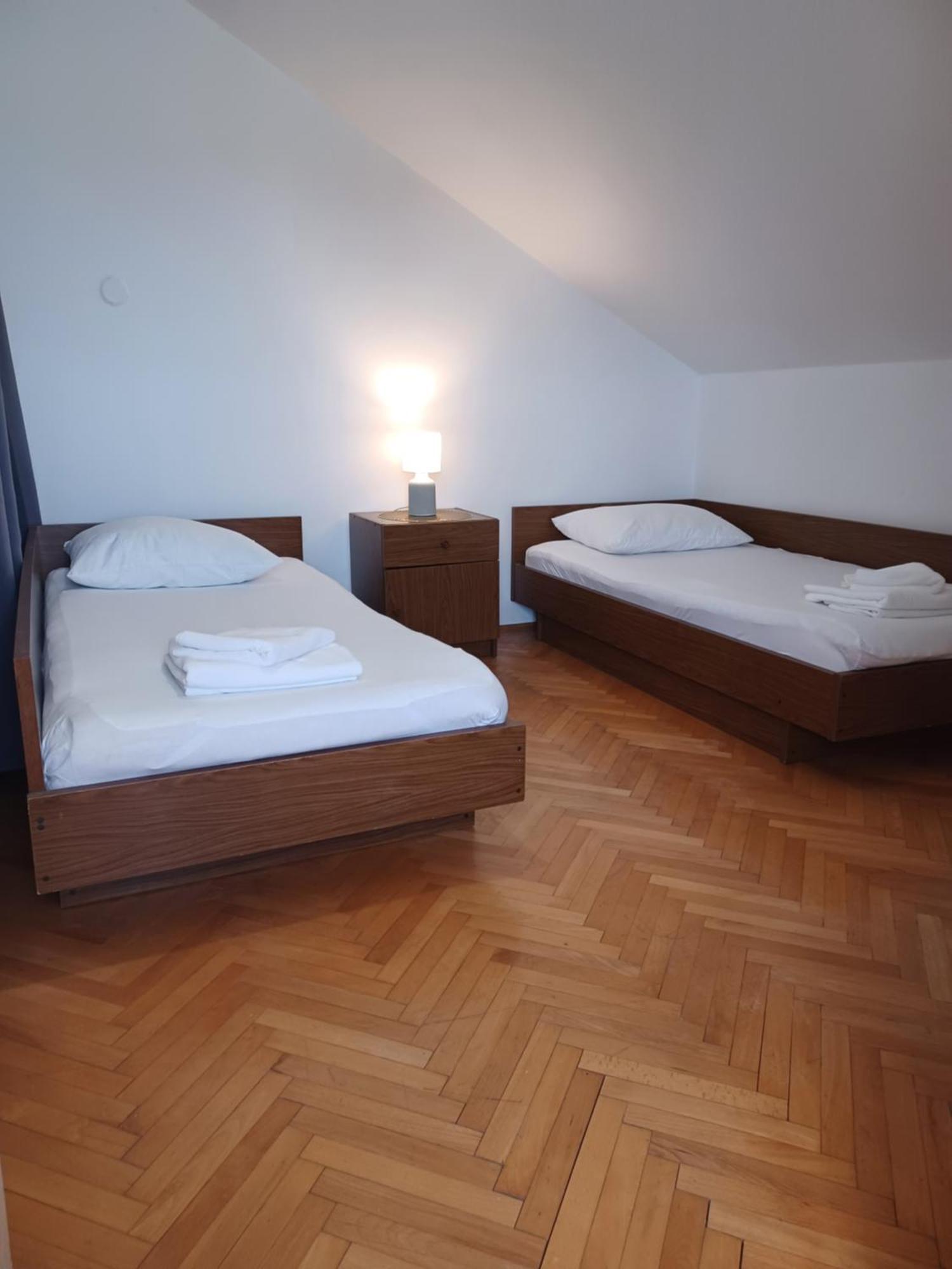 Apartments Emilija Makarska Zimmer foto