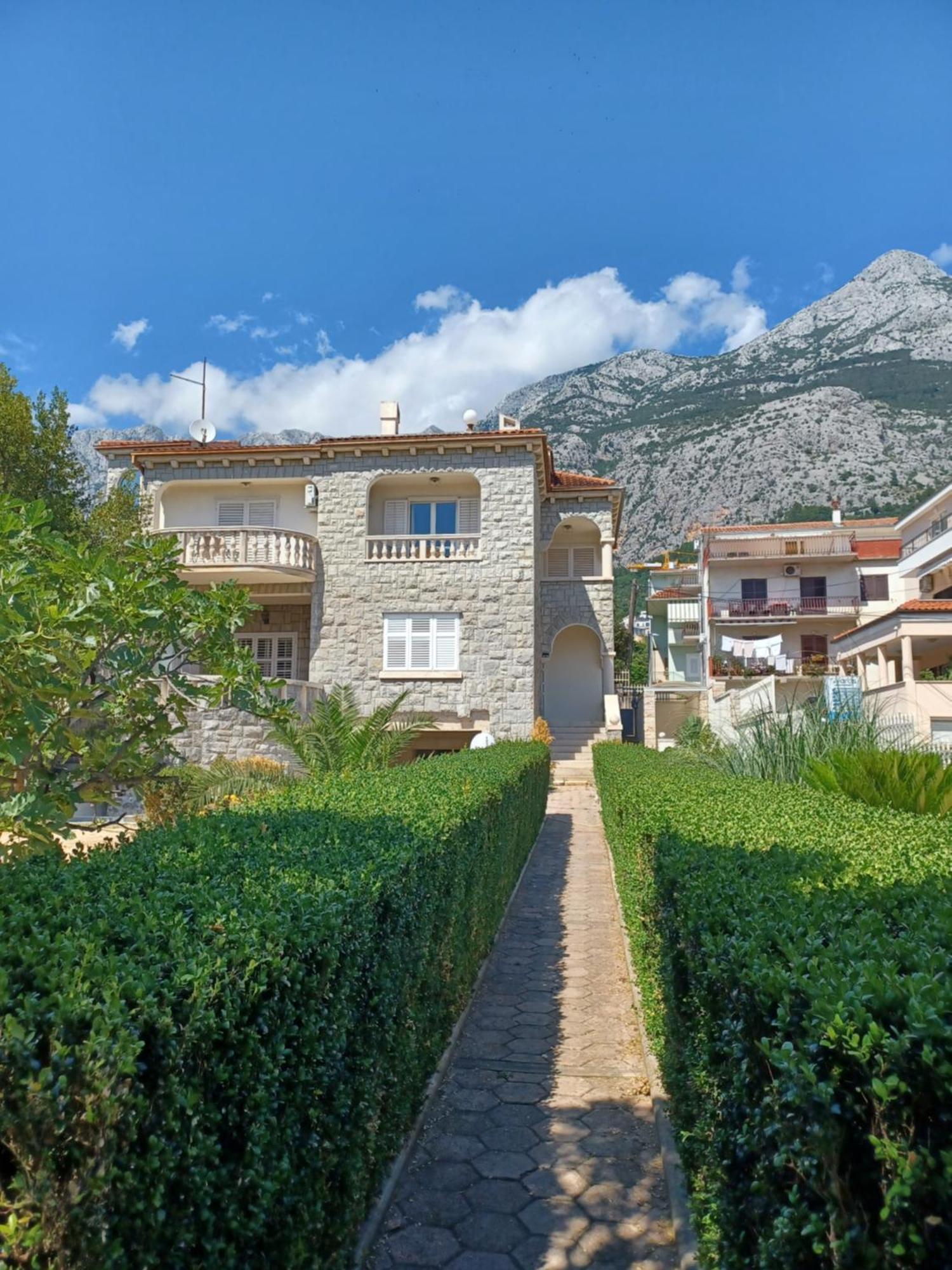 Apartments Emilija Makarska Zimmer foto